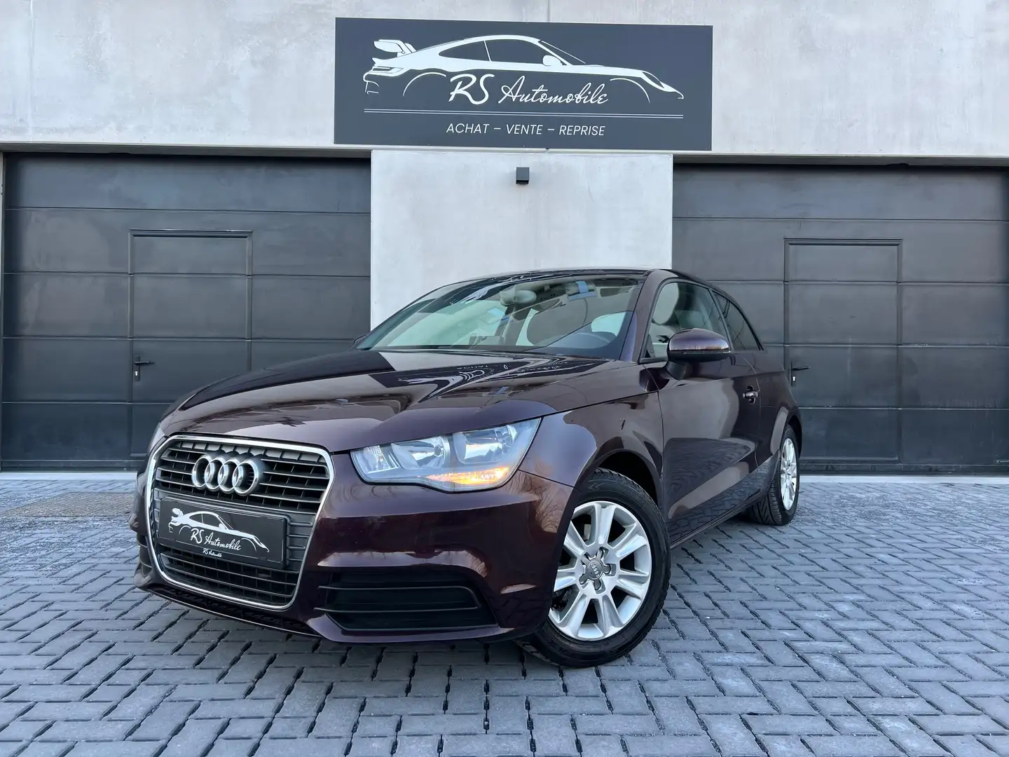 Audi A1 A1 1.2 TFSI CLIM AUTO,CAPTEUR,ORDINATEUR DE BORD Fialová - 1