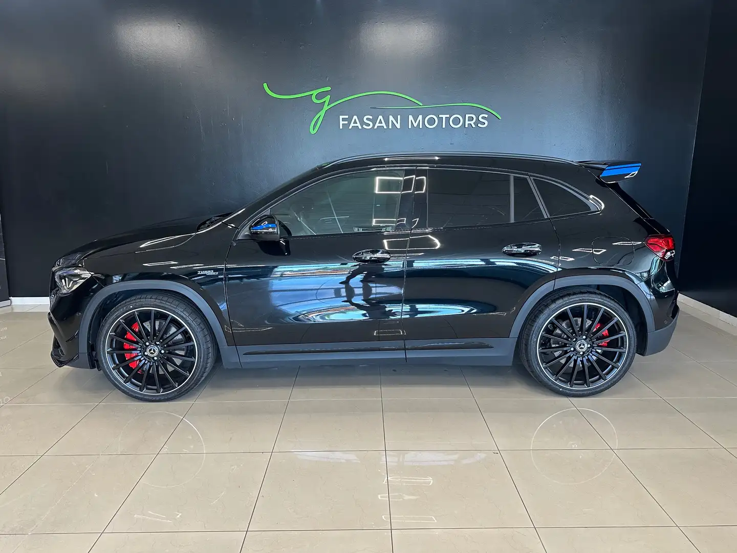 Mercedes-Benz GLA 45 AMG 45 S 4matic+ auto Schwarz - 2