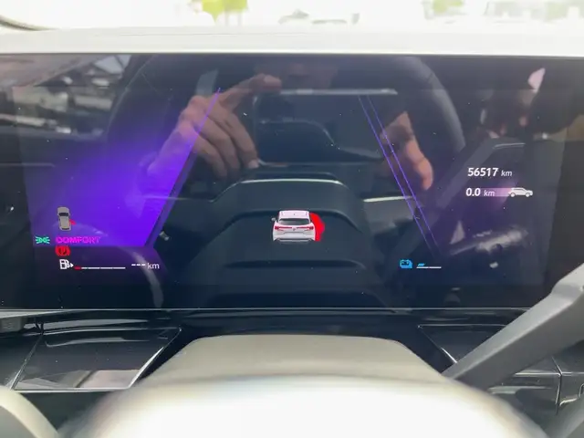 Renault Austral view 13