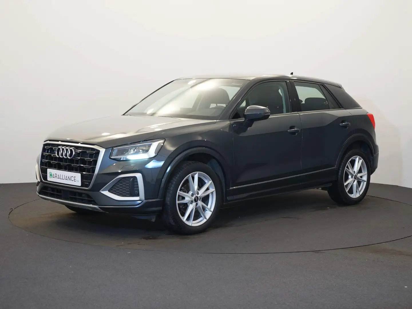 Audi Q2 Advanced 30TFSI|LED|Cam|Sgs Chauf.|Prépa Navi|JA18 Grijs - 1