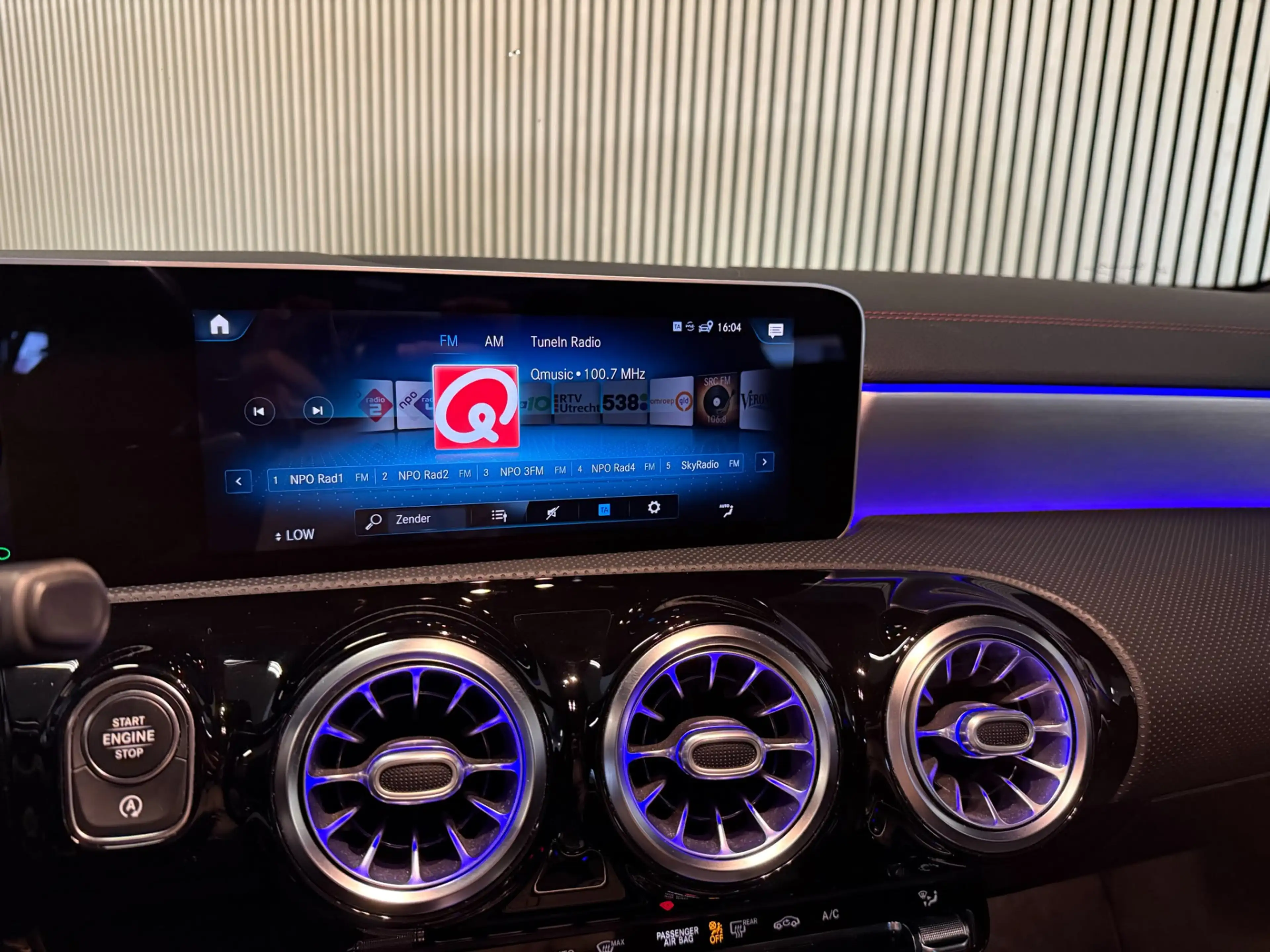 Mercedes-Benz CLA 220 AMG STYLING-TREKHAAK-SFEERVERLICHTING-MULTISPAAKS- — photo 19