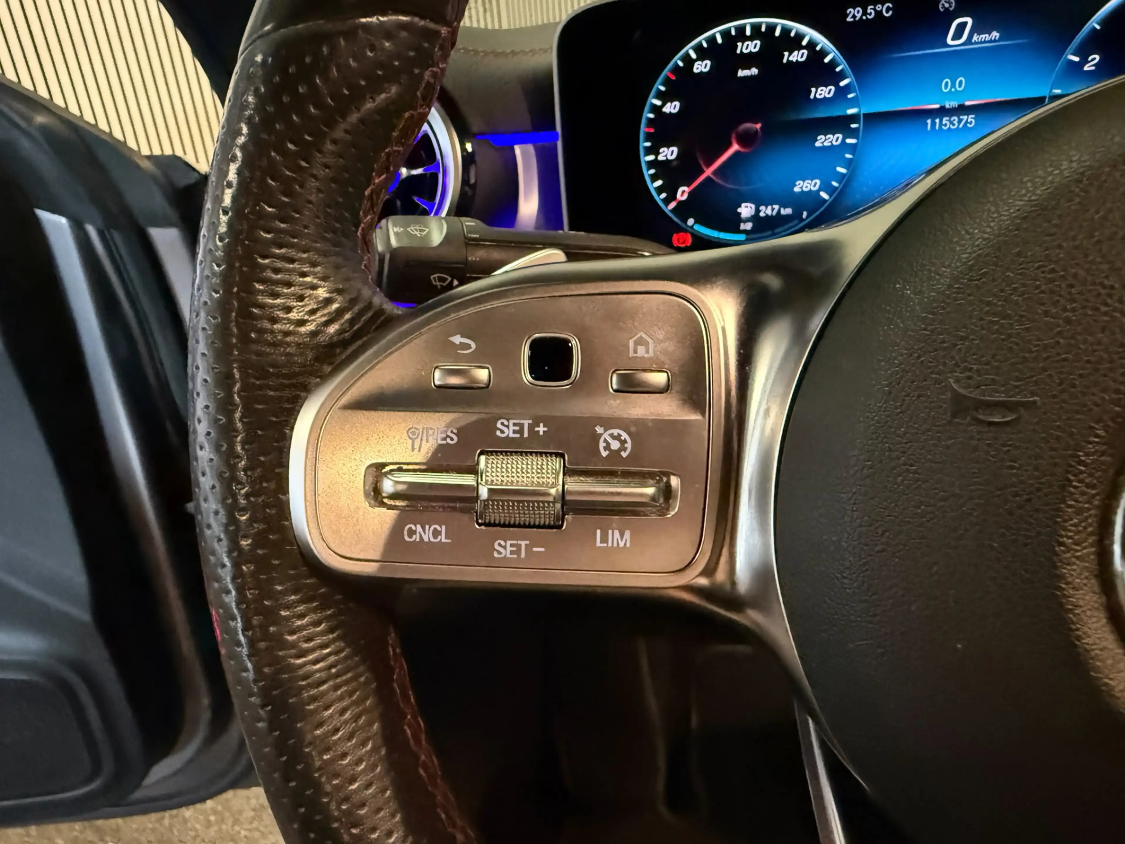 Mercedes-Benz CLA 220 AMG STYLING-TREKHAAK-SFEERVERLICHTING-MULTISPAAKS- — photo 15