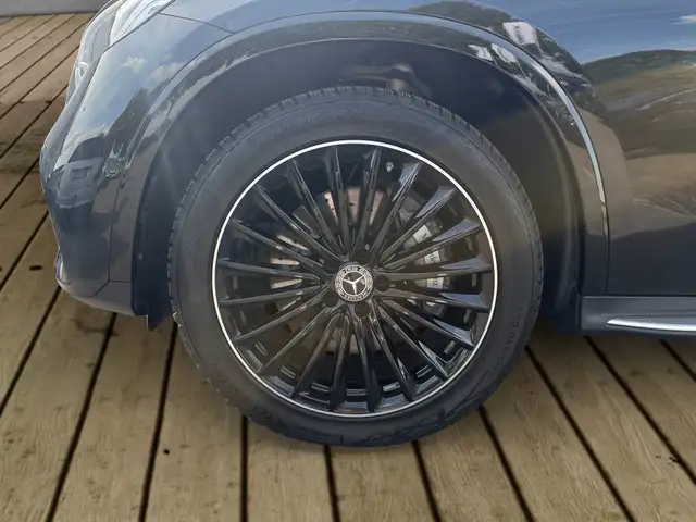 Mercedes-Benz GLC view 6