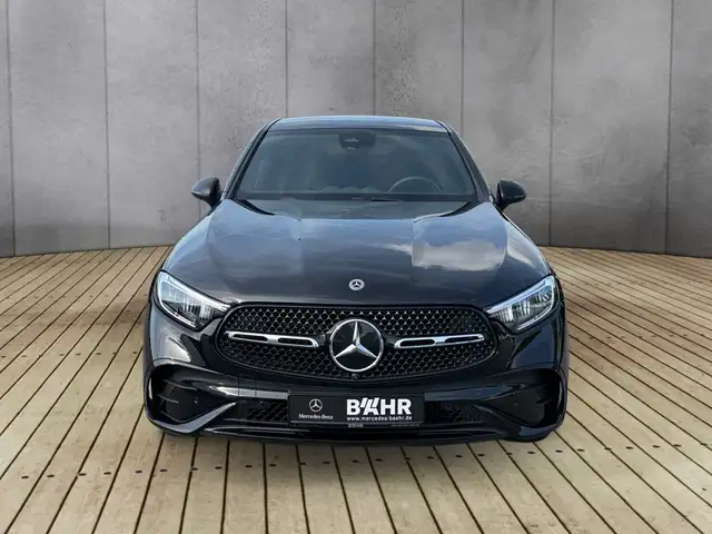 Mercedes-Benz GLC view 7