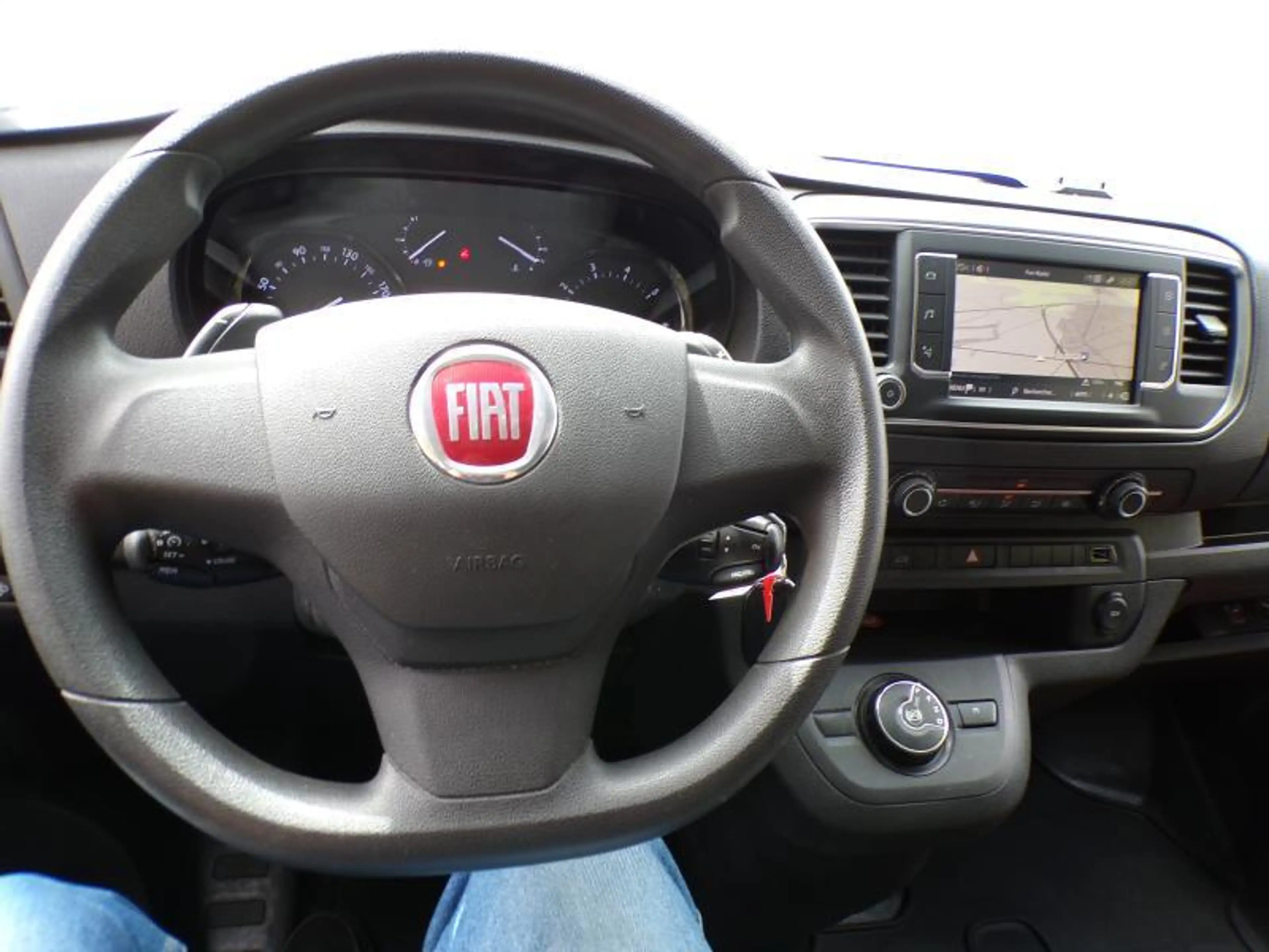 Fiat Scudo 2.0 144cv Blanc 04/23 B.Auto Airco CarPlay — photo 8
