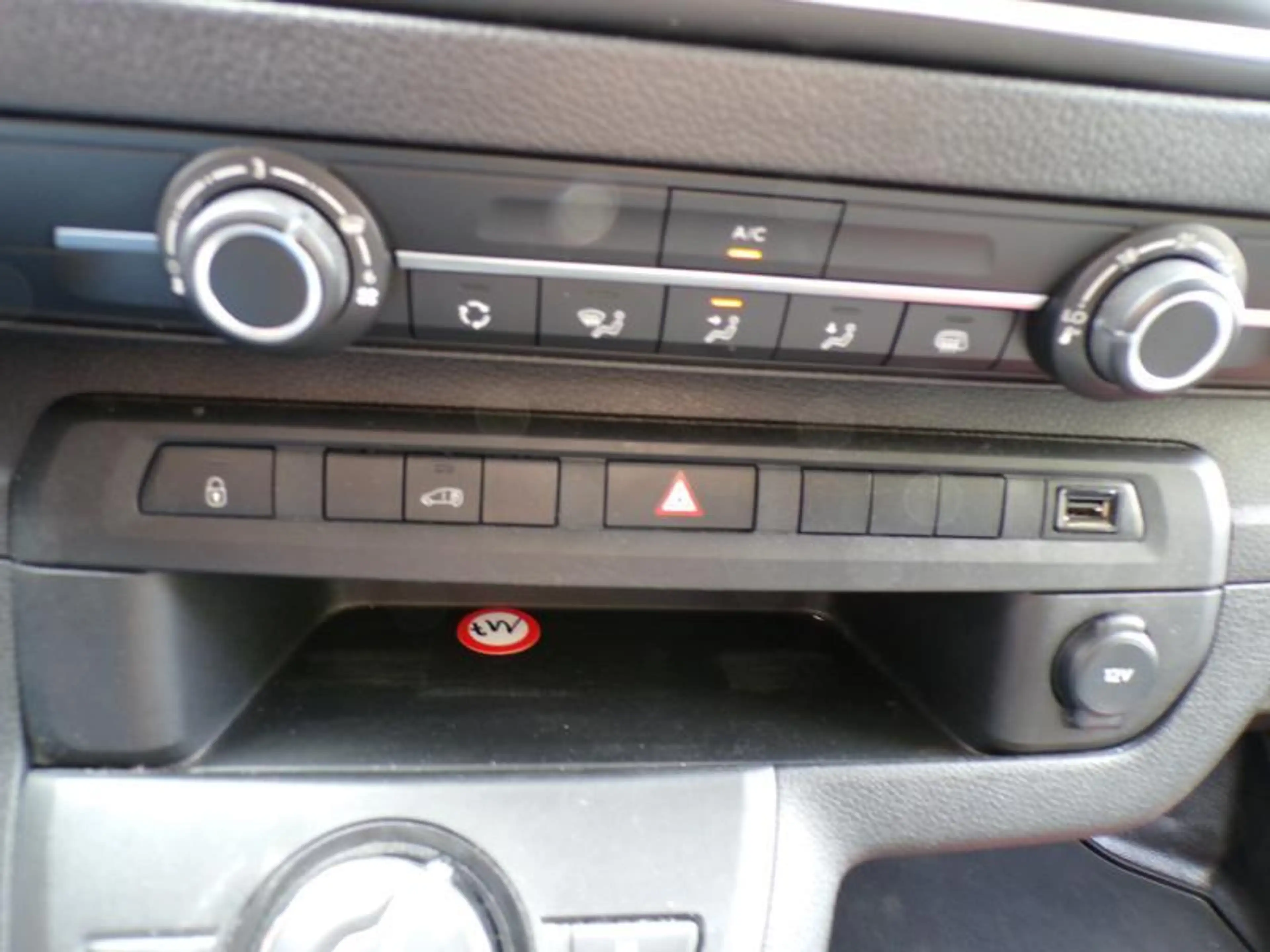 Fiat Scudo 2.0 144cv Blanc 04/23 B.Auto Airco CarPlay — photo 10