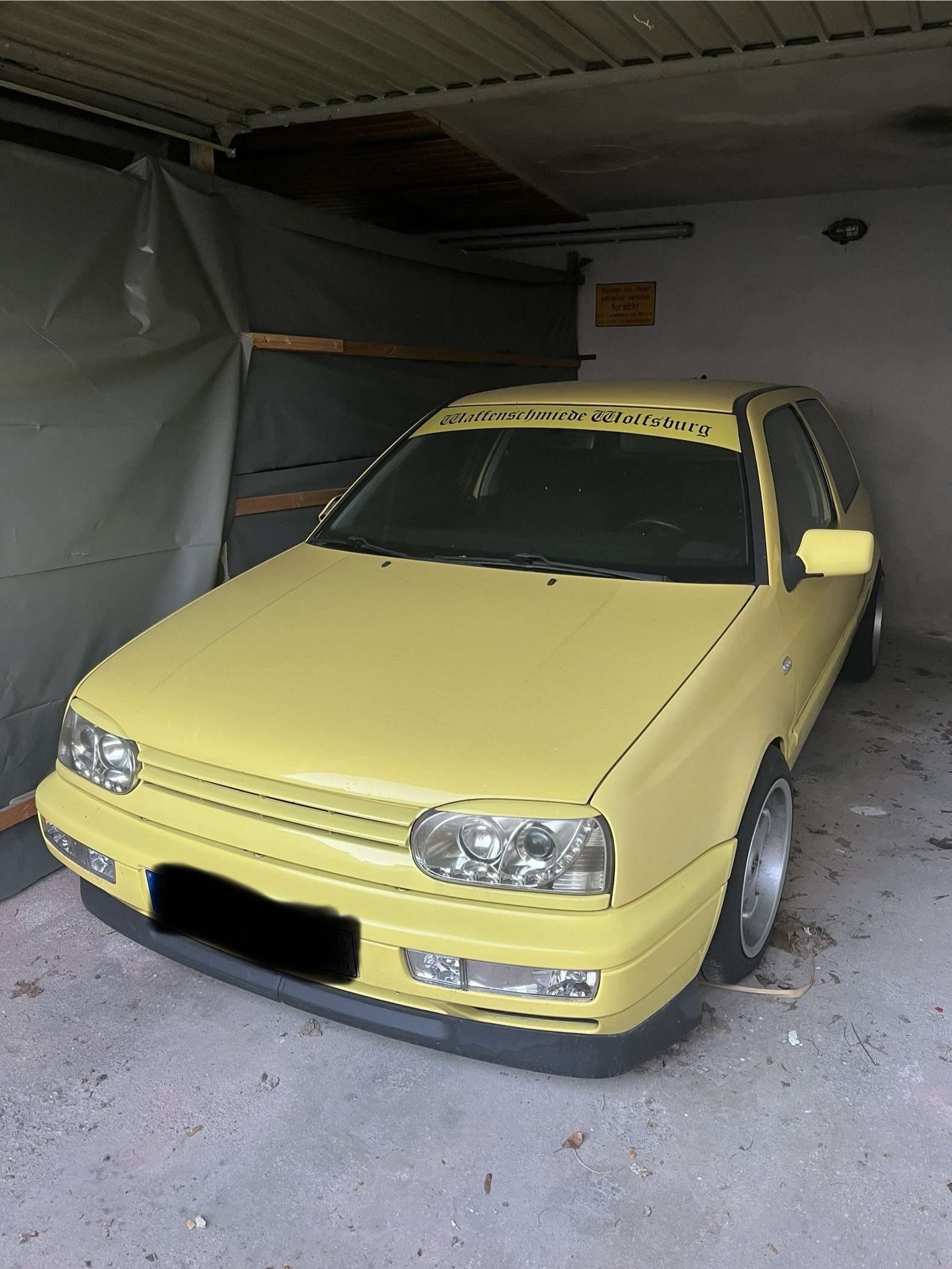 Second hand Volkswagen Golf 1.6