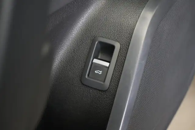 Audi Q5 view 30