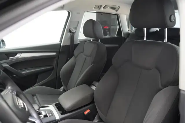 Audi Q5 view 23