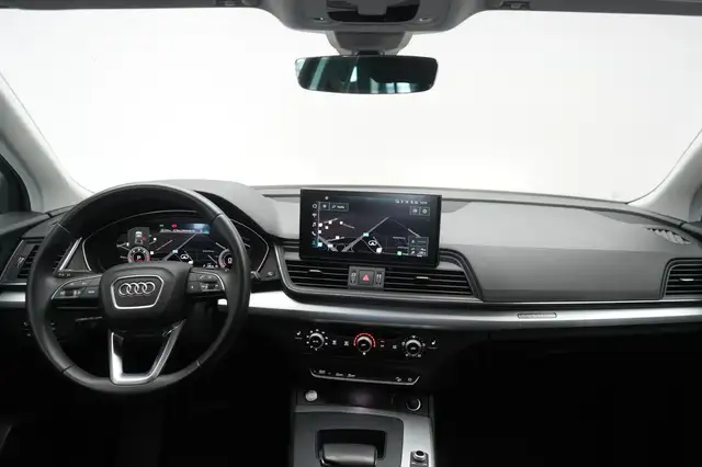 Audi Q5 view 22
