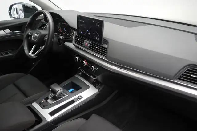Audi Q5 view 19