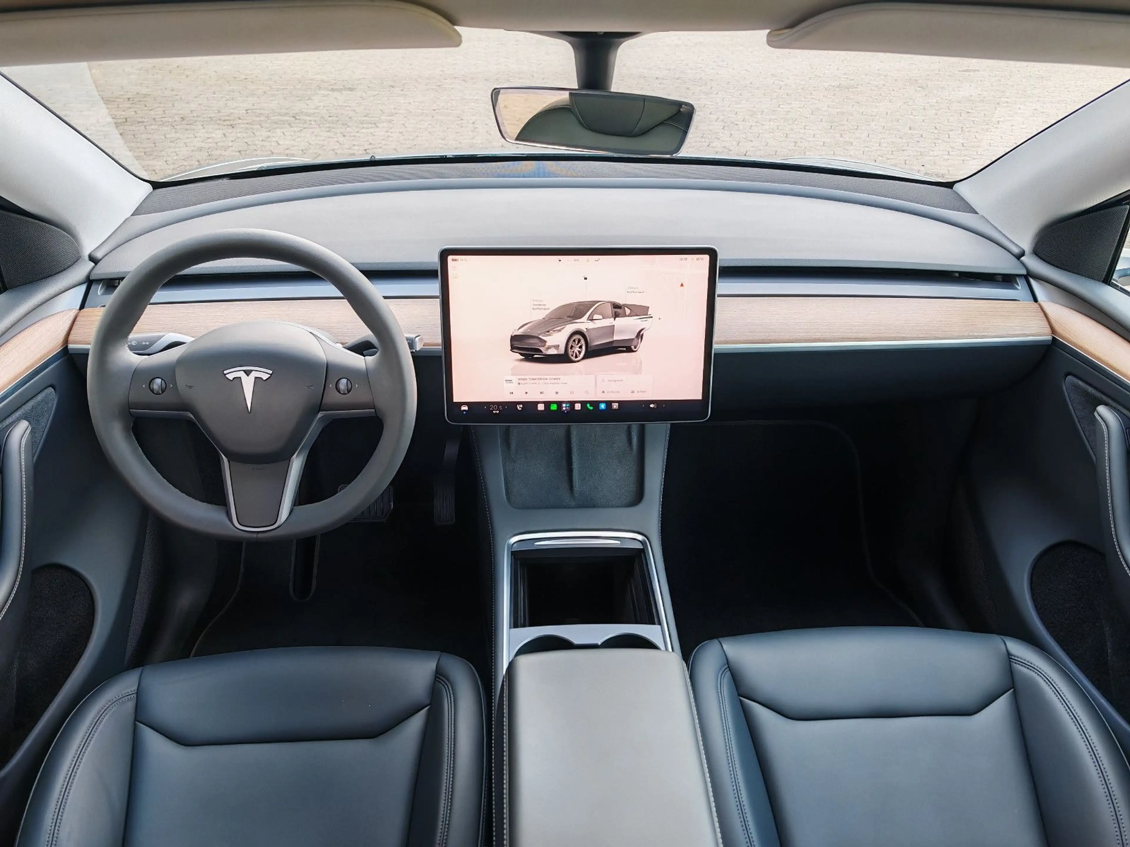 Tesla Model Y LongRange AWD | EAP | AHK | SoH 92,6% — photo 3