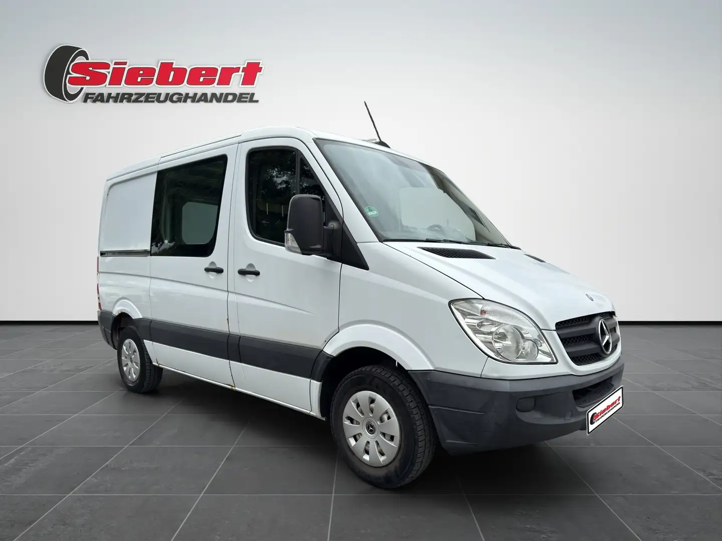 Mercedes-Benz Sprinter 211CDI L2H1 Blanc - 1