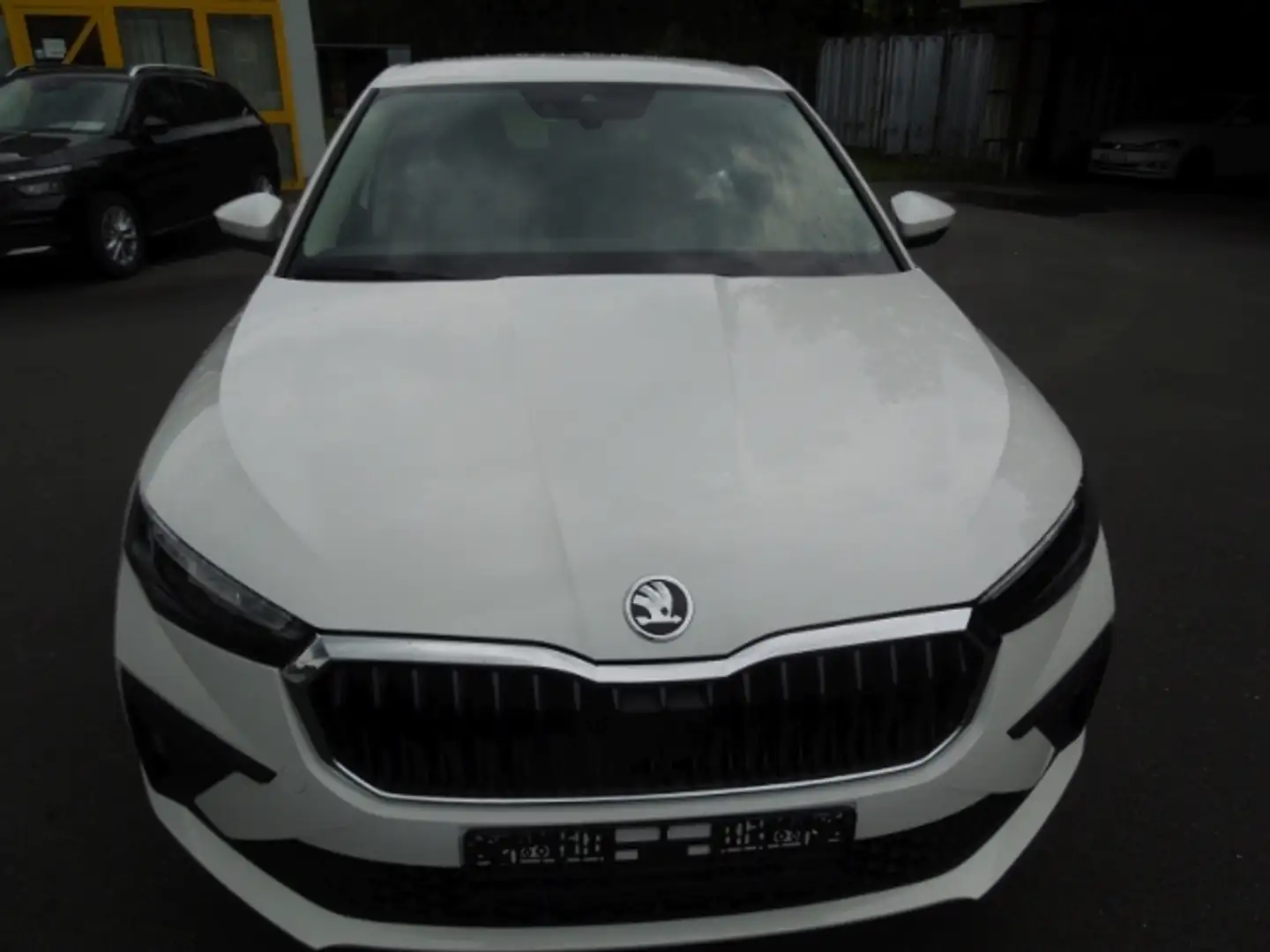 Skoda Scala 1.0 TSI Essence/LED/Klima/Sitzheizung/PDC Weiß - 2