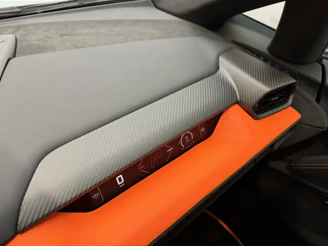 Lamborghini Revuelto view 12
