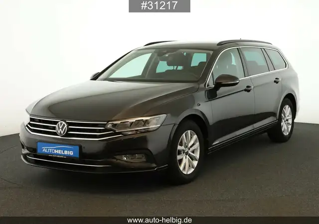 Volkswagen Passat Variant Passat Variant 1.5 TSI Business #LED#DSG#ACC#SHZ