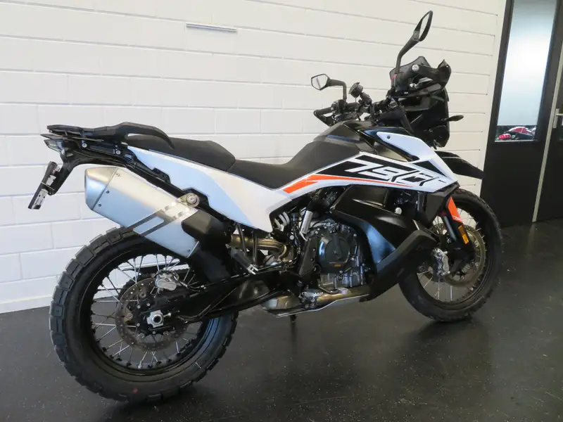 KTM 790 Adventure - foto 3
