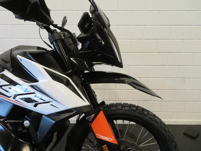 KTM 790 Adventure - foto 4