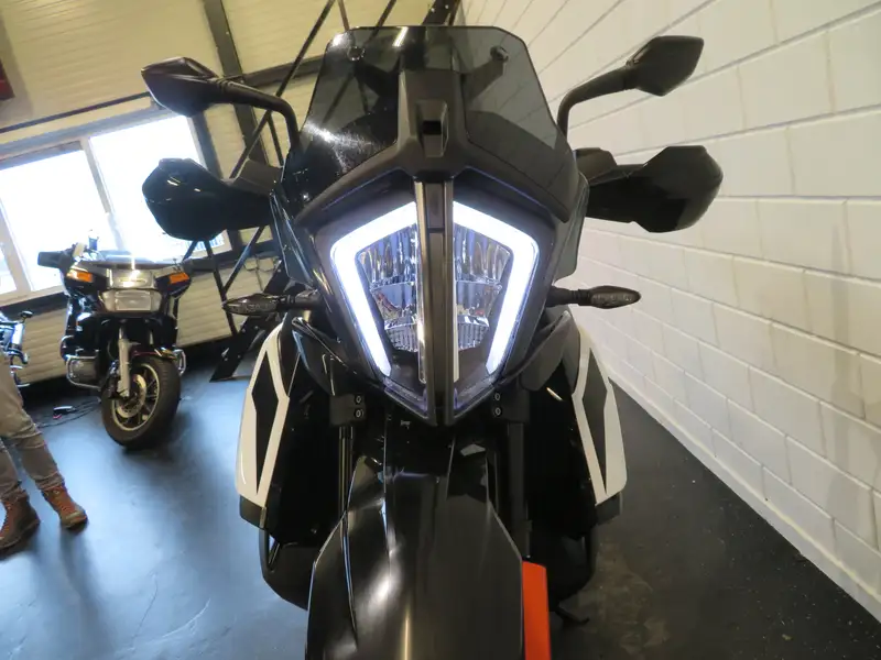 KTM 790 Adventure - foto 8