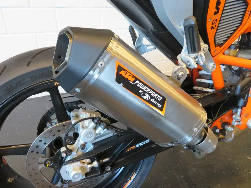 KTM 690 Duke - foto 7