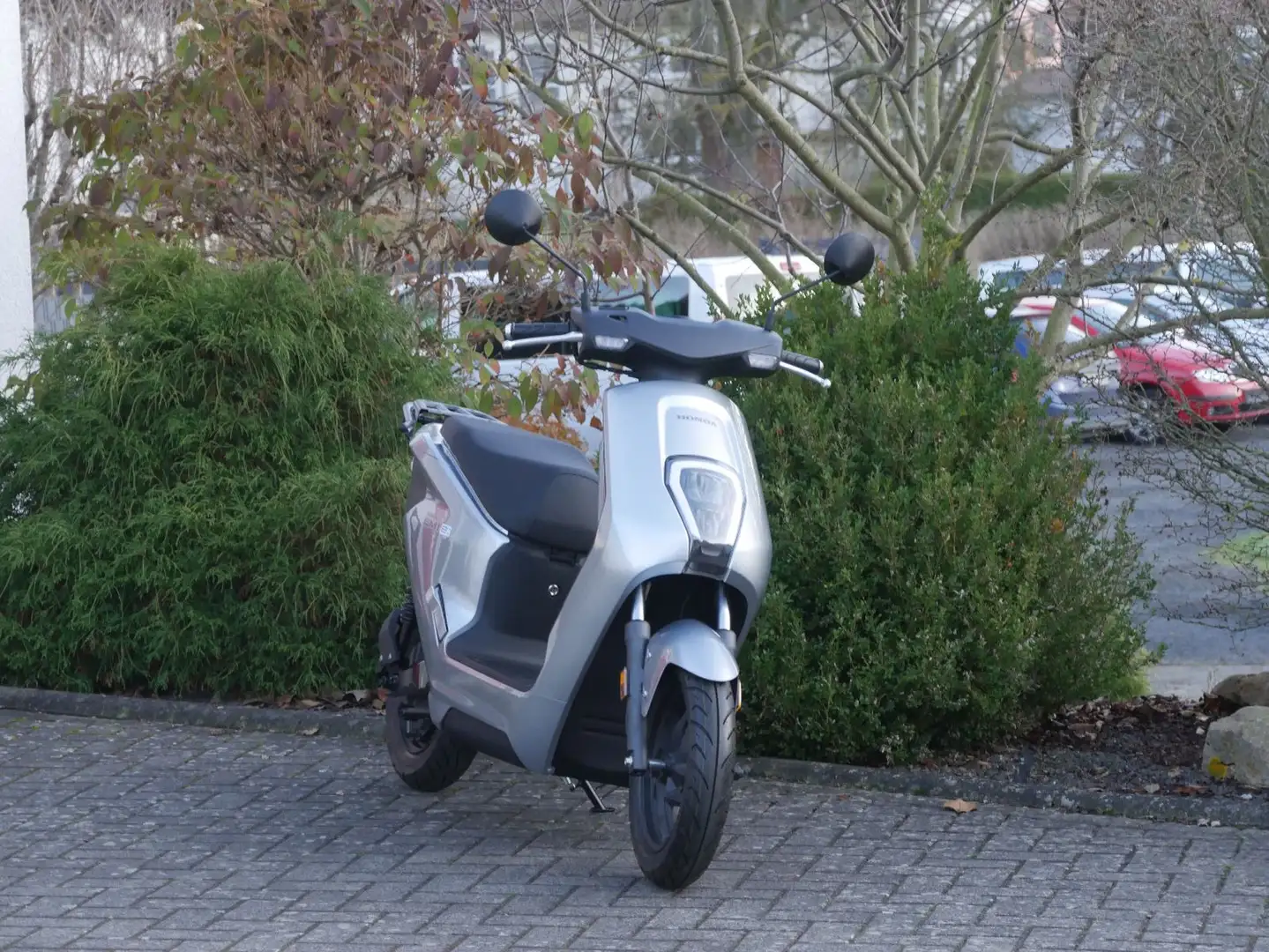 Honda EM1 e Plateado - 2