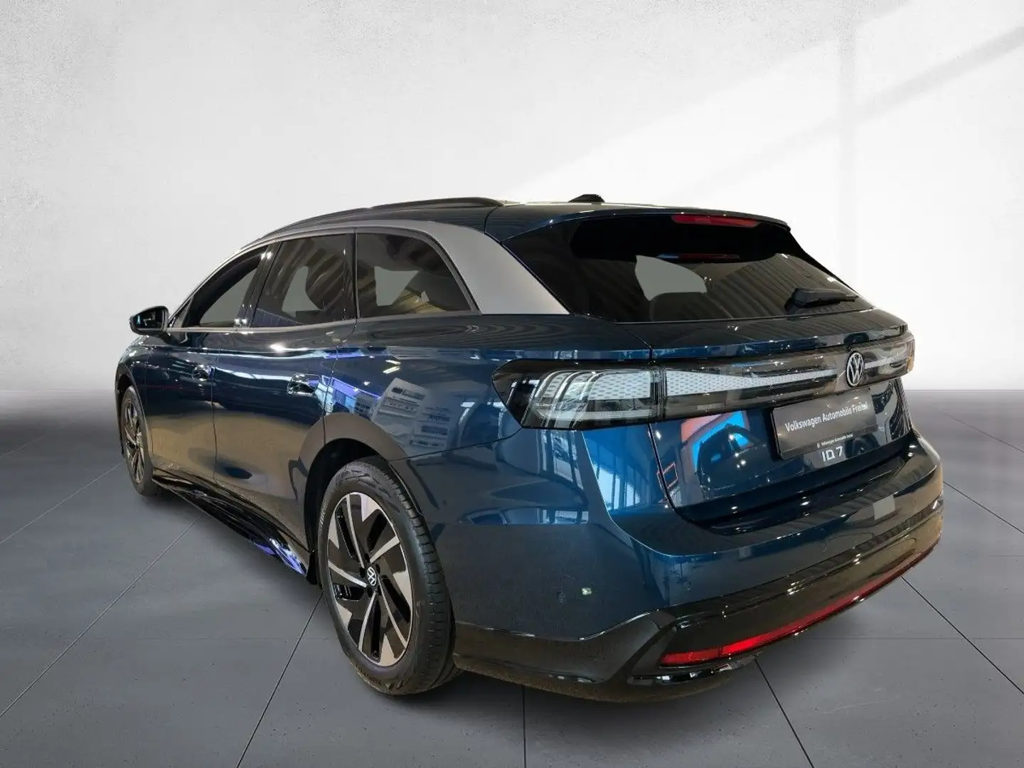 Volkswagen ID.7 Tourer Pro S *AHZV / MATRIX-LED / MASSAGE* Blau - 2