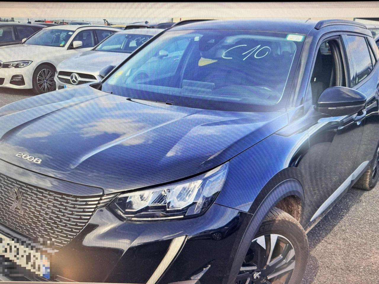 Peugeot 2008 ALLURE 1.5 BlueHDi 130 S&S EAT8