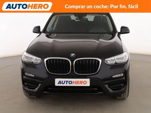 BMW X3 view 9