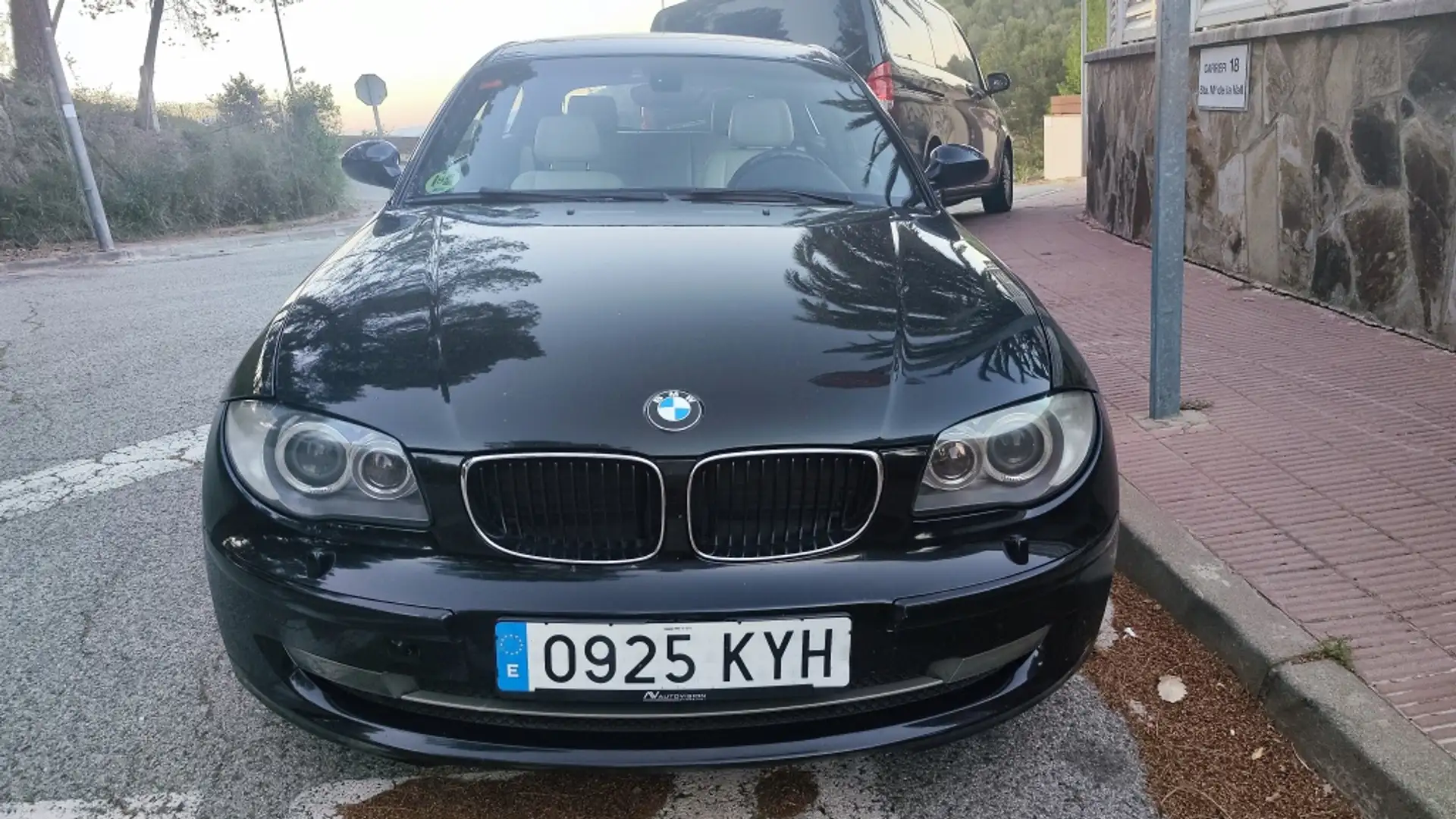 BMW 123 123d Fekete - 2