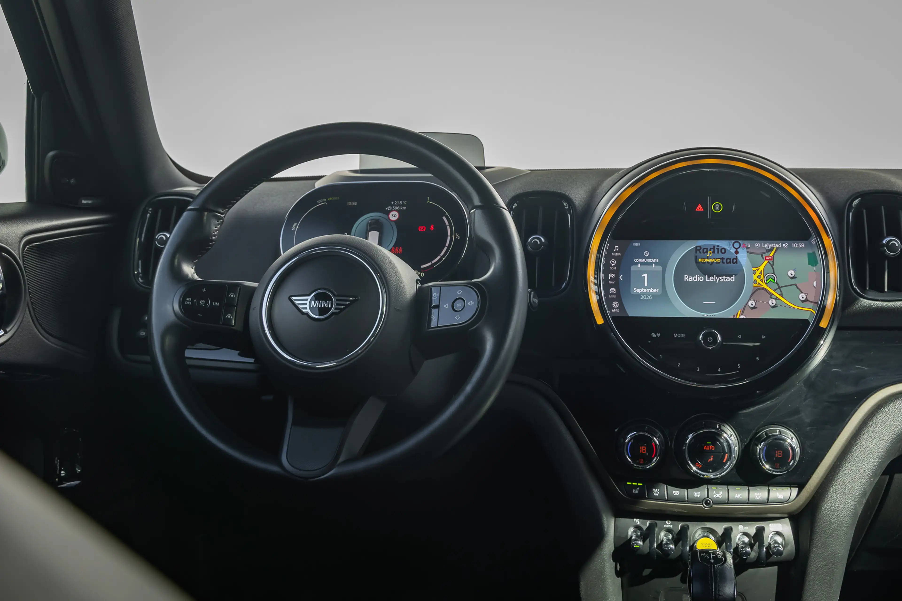 MINI Cooper SE Countryman ALL4 1.5 Chili plug in hyb Panoramadak | memory st — photo 8