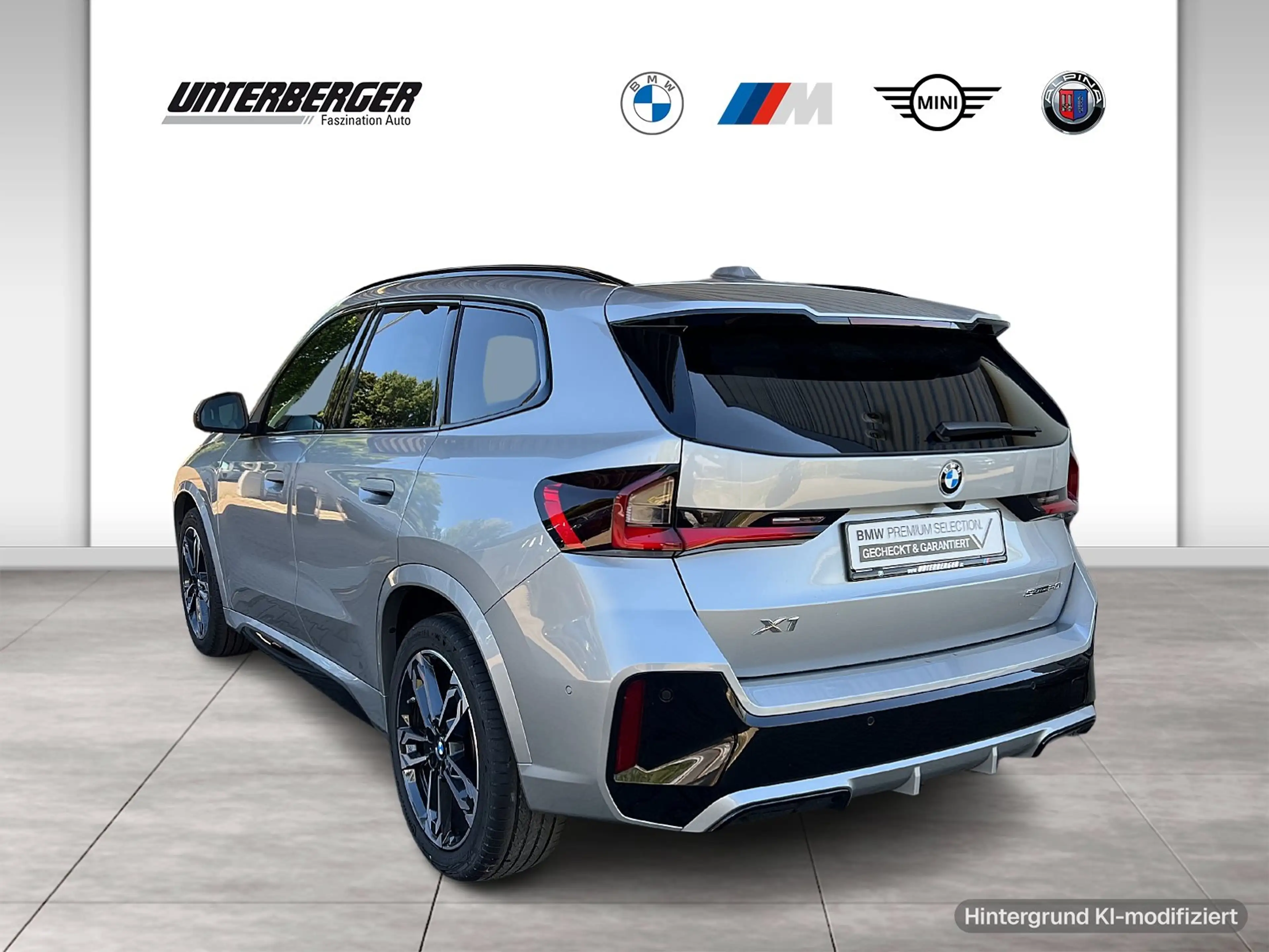 BMW X1 sDrive20i M Sport AHK DA+ ACC PA+ HUD — photo 4