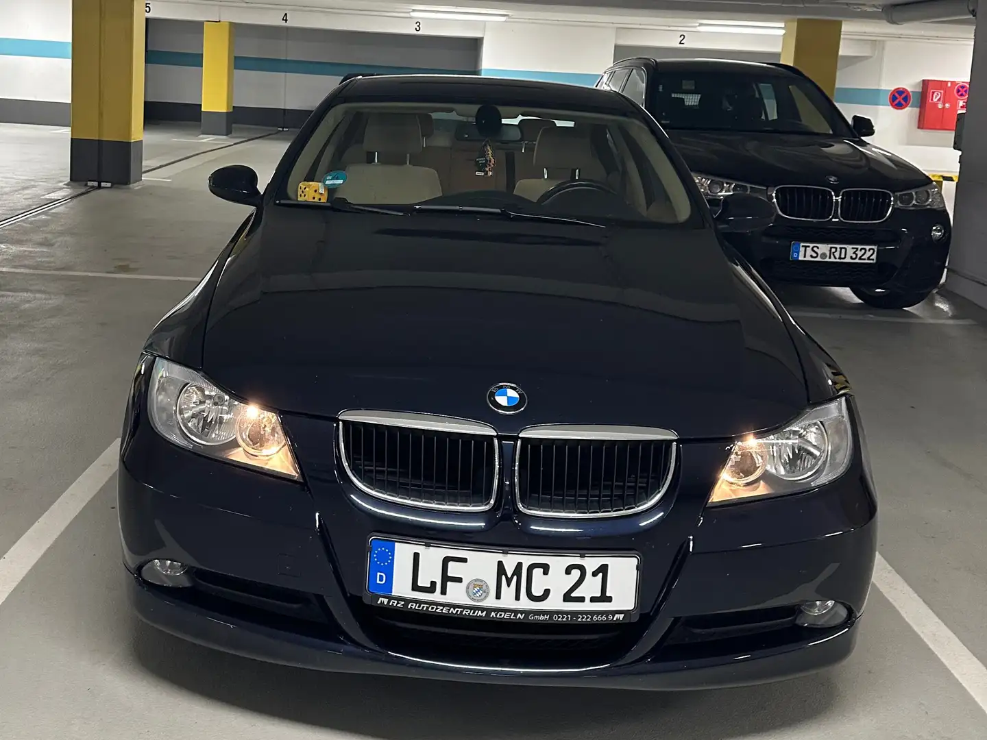 BMW 318 3er 318i Aut. Blau - 1