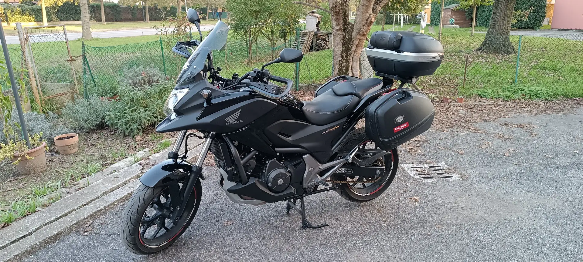 Honda NC 750 DCT cambio automatico/sequenziale Grigio - 1