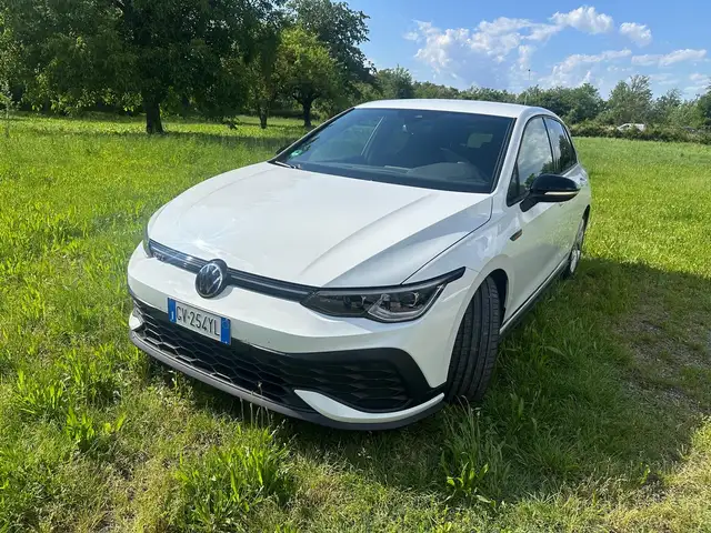 Volkswagen Golf GTI 5p 2.0 tsi  300 CV CLEB SPORT