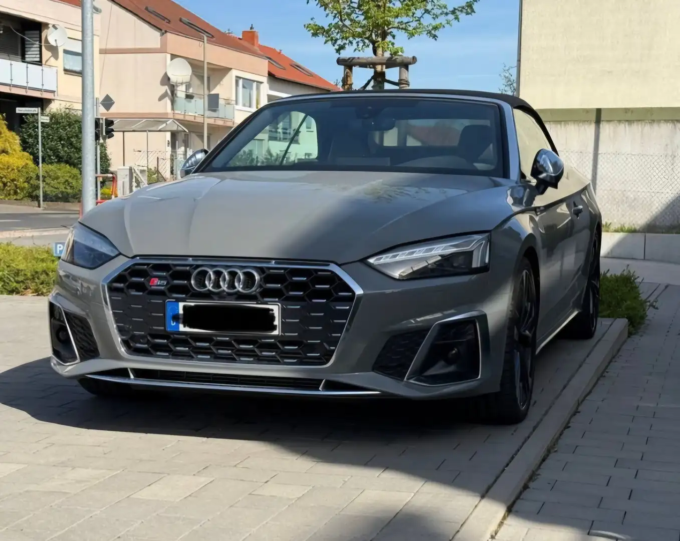 Audi S5 Cabrio TFSI quattro tiptronic Sport+Massagesitze Gris - 1