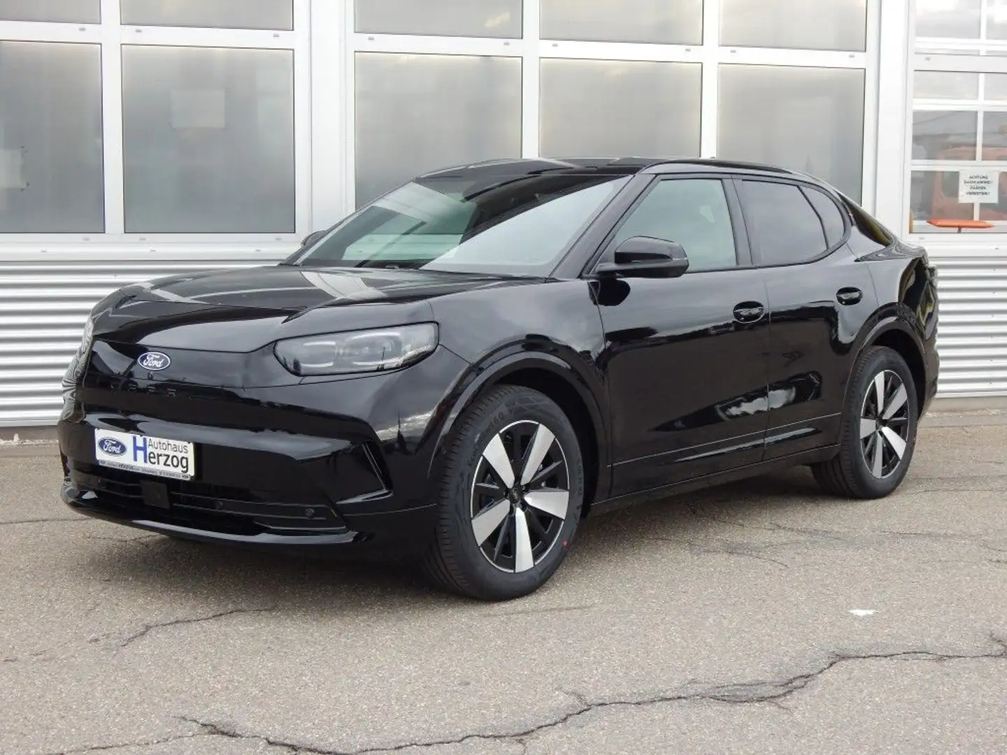 Ford Capri 77kWh RWD Negru - 1