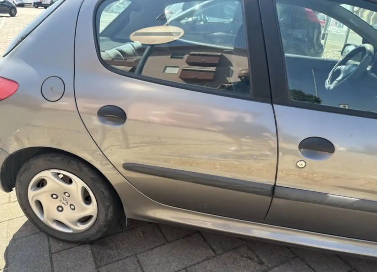 Peugeot 206 5p 1.1 XR, foto 6