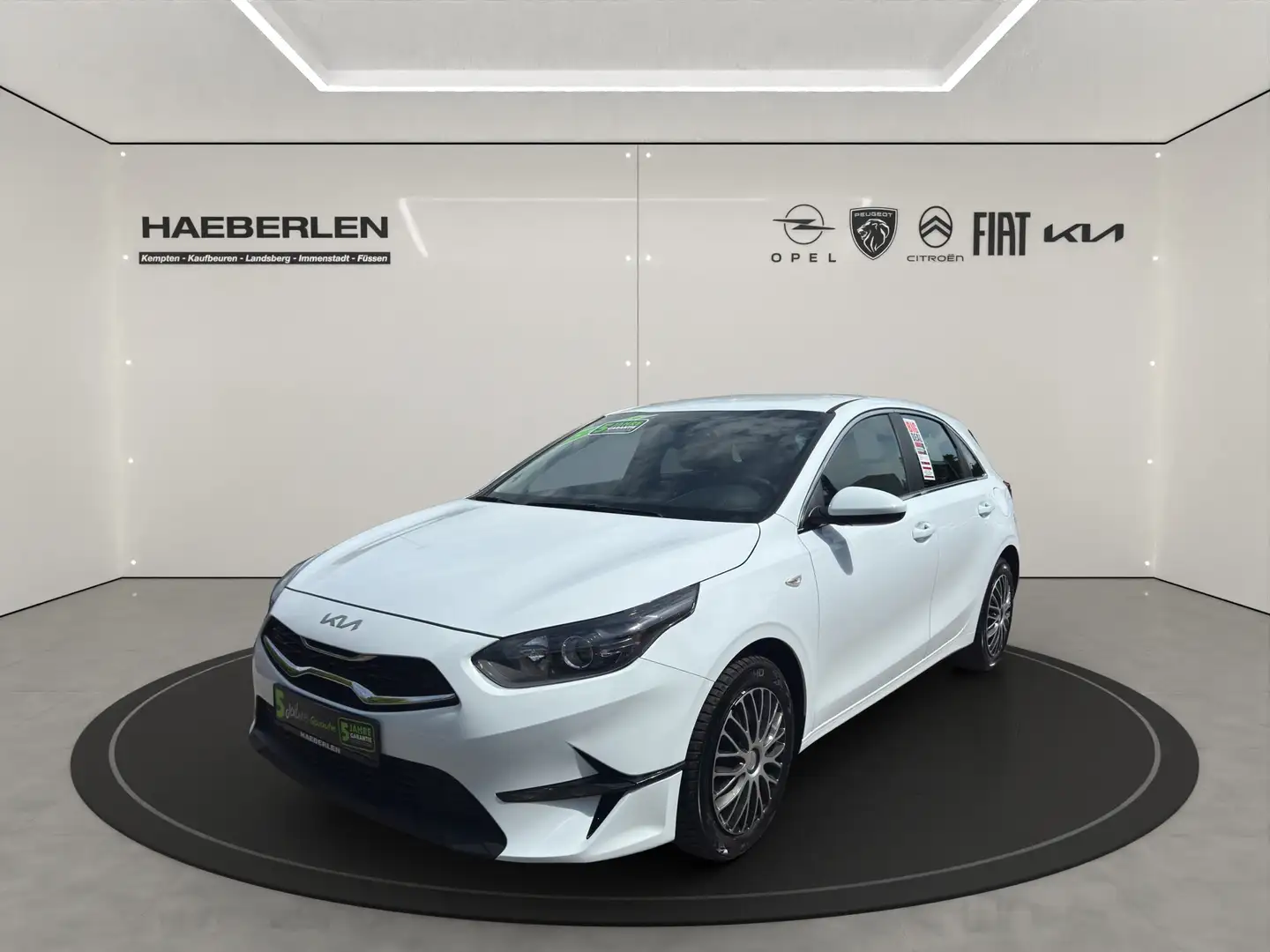 Kia Ceed / cee'd Ceed 1.0 T-GDI Vision *Navi+Wenig kM+1. Hand* Білий - 2
