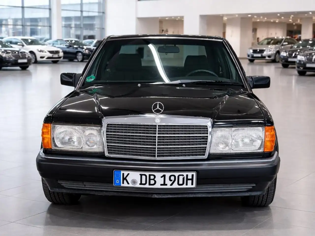 Mercedes-Benz 190 E, foto 1