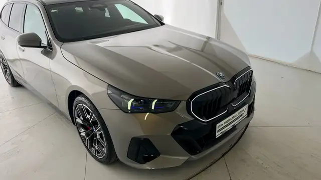 BMW i5 xDrive40 Ansicht 20