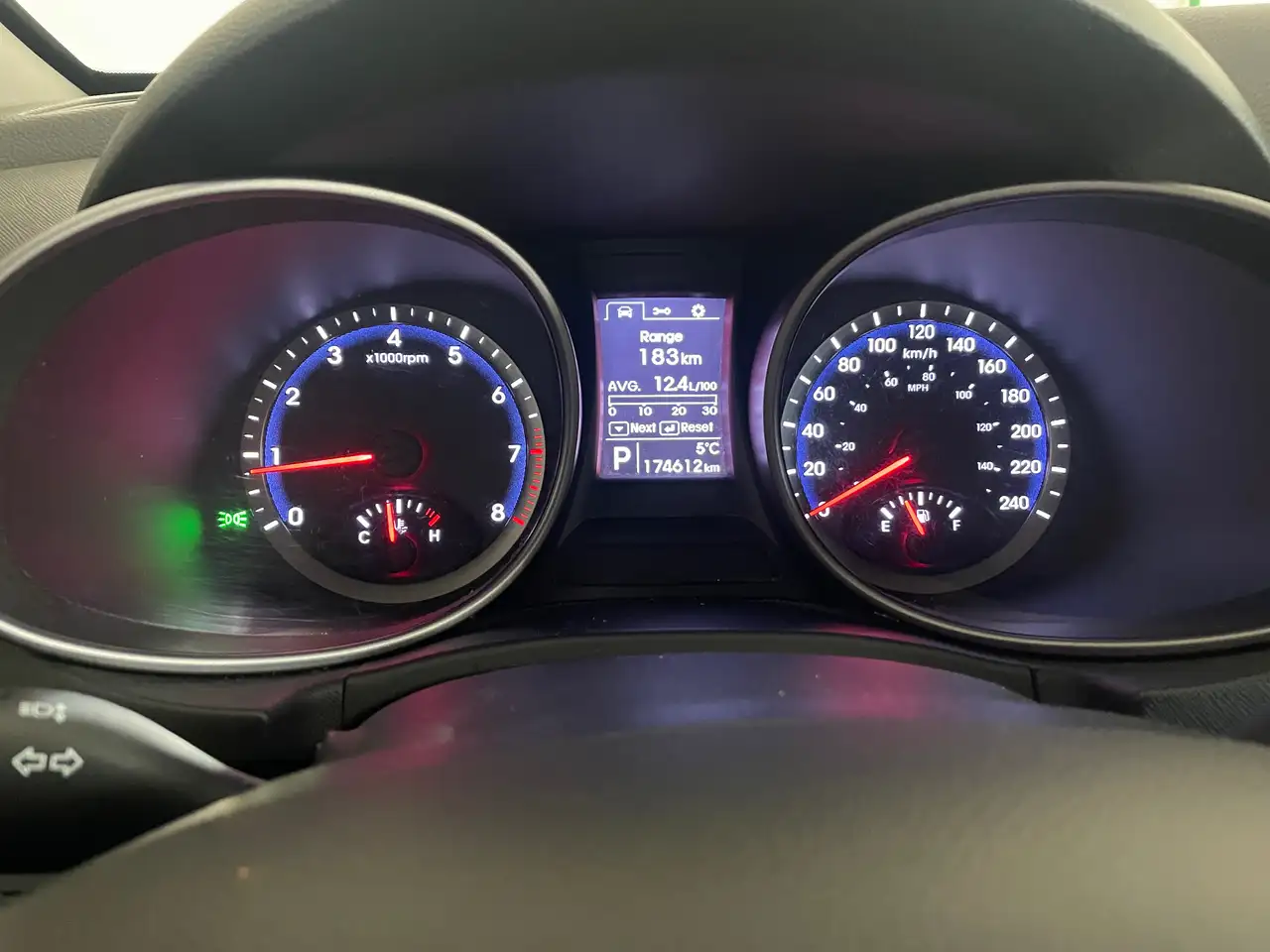 Hyundai SANTA FE снимка Hyundai SANTA FE