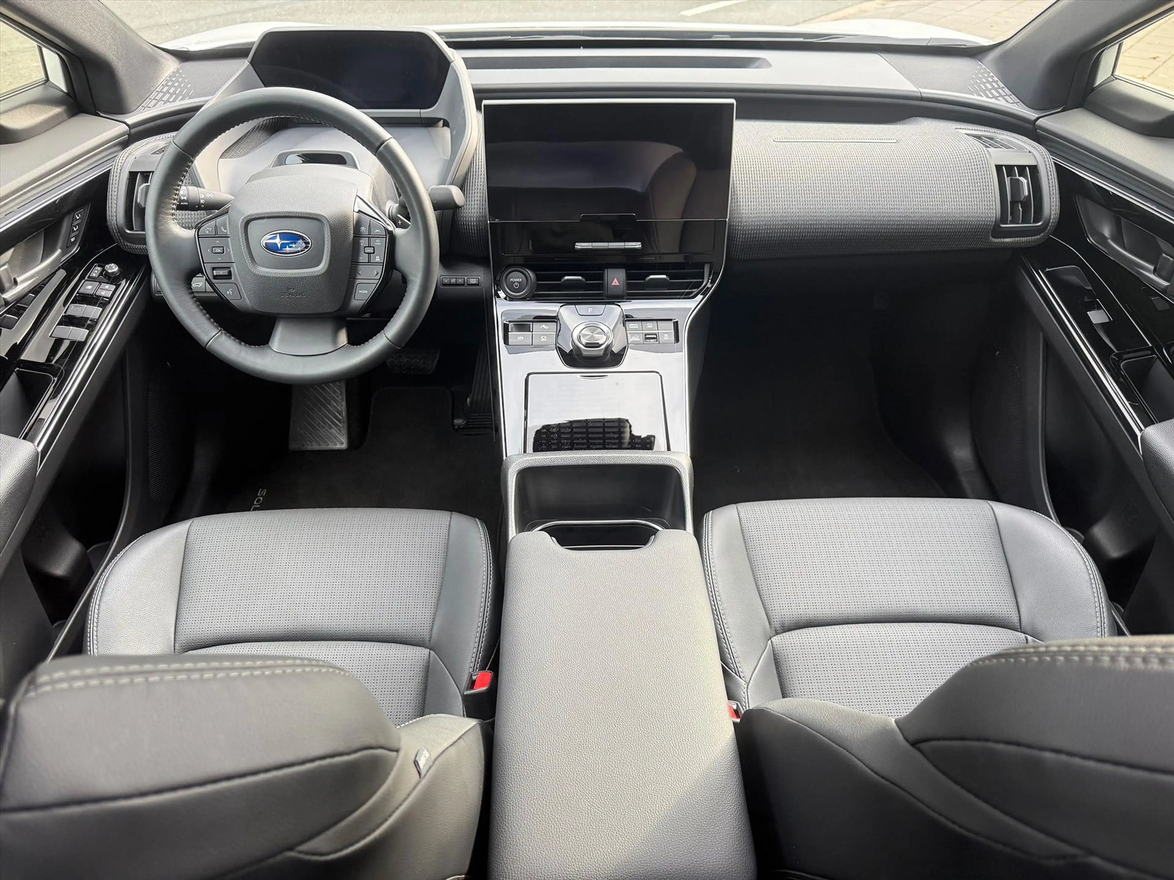 Subaru Solterra 71,4 kWh 218pk AWD Sky Package | 1e eigenaar | 8 j — photo 3