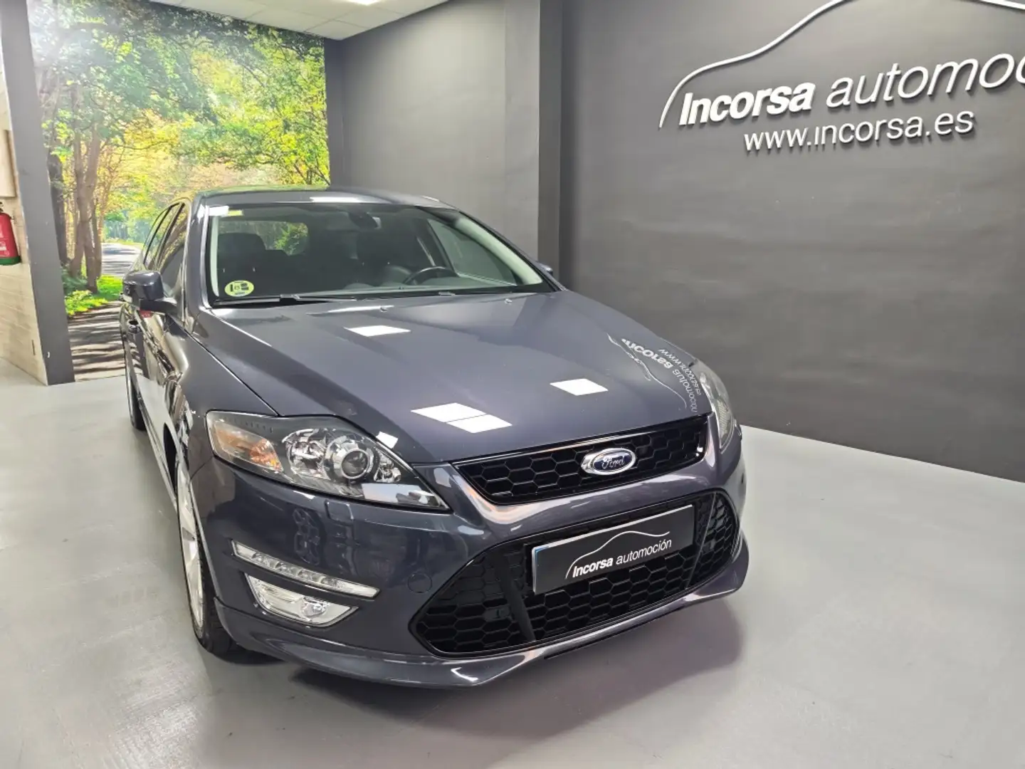 Ford Mondeo 2.2TDCi Titanium S Aut. Gris - 2