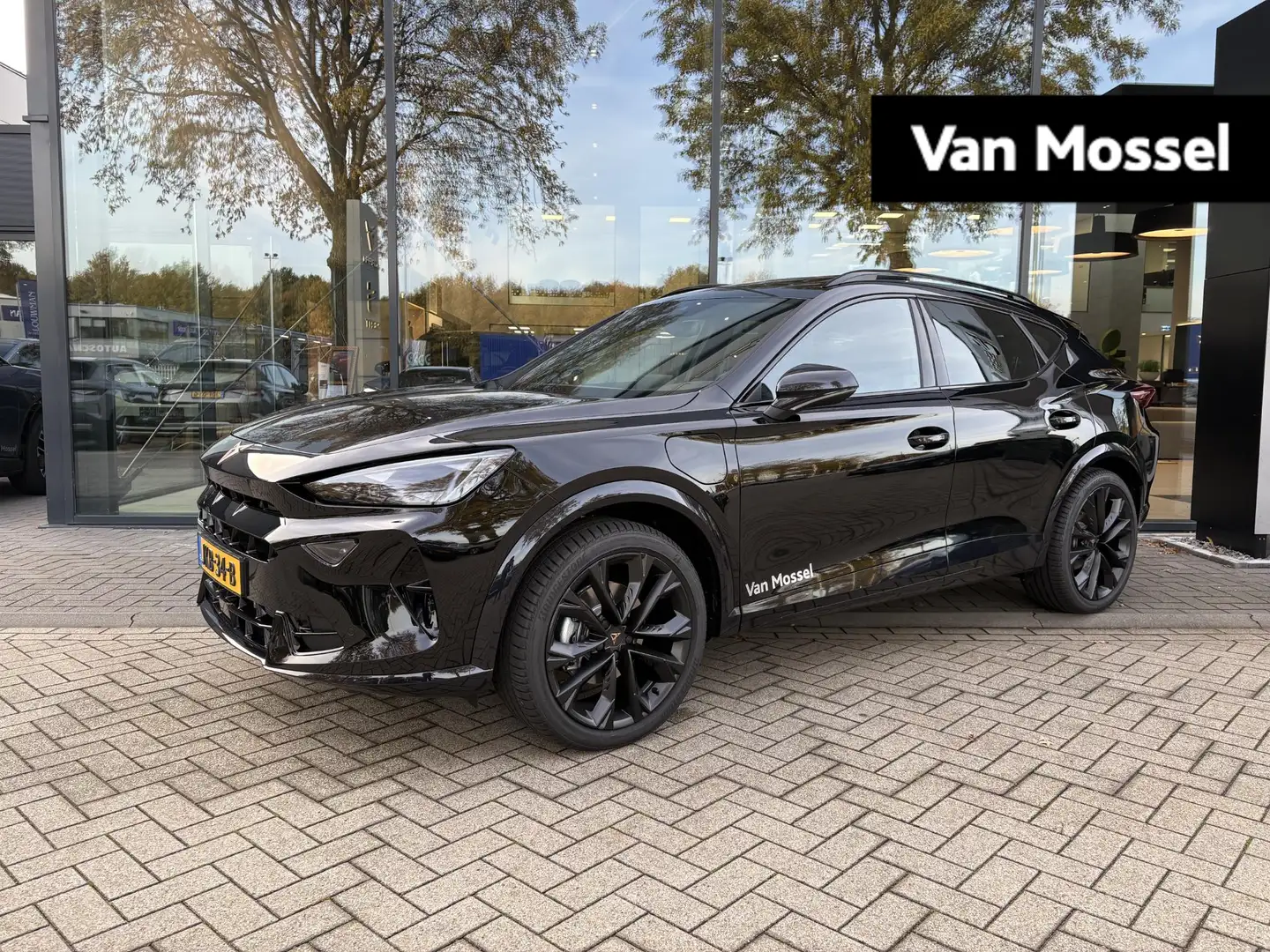 CUPRA Formentor 1.5 TSI e-Hybrid Business 204 PK | Eclips Pack | P Noir - 1