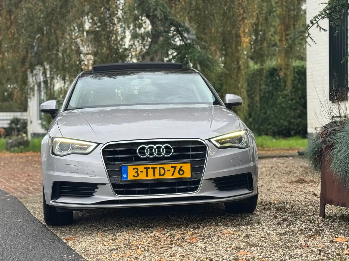 Audi A3 Limousine 1.4 TFSI CoD Attraction Pro Line Plus|Au Gris - 2