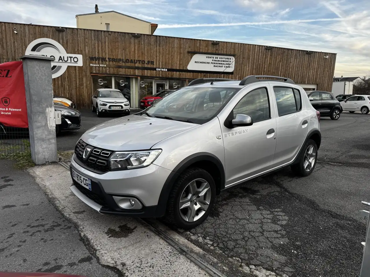 Dacia Sandero 1.5 dCi - 90 Stepway gps + camra AR + cl