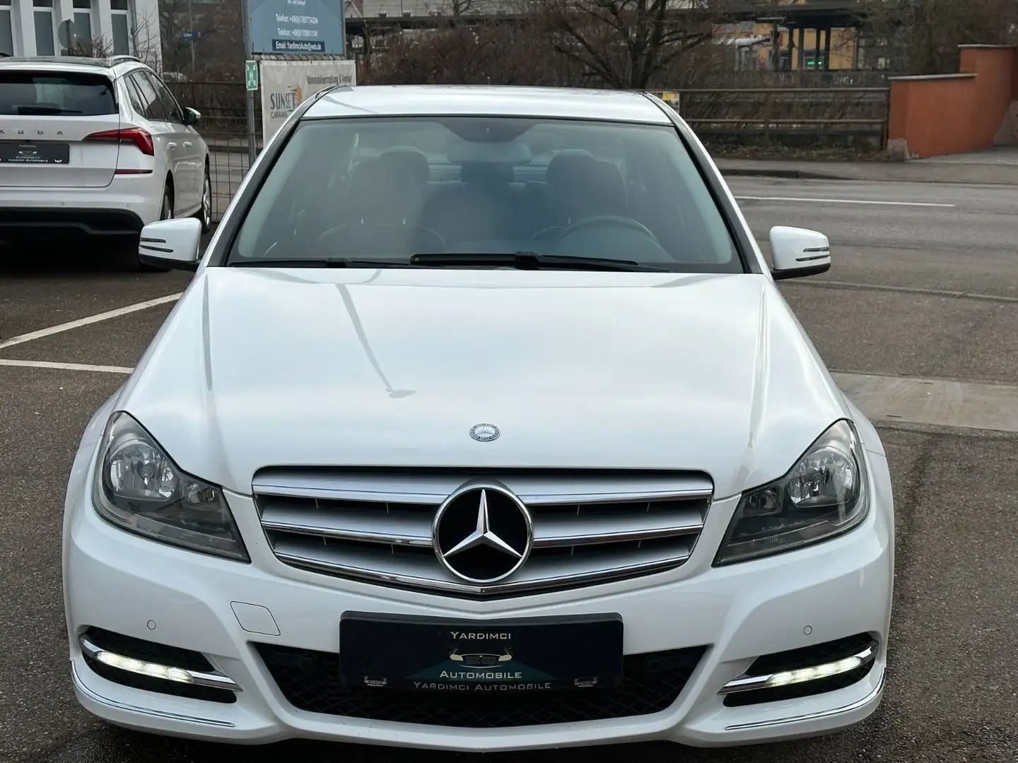 Mercedes-Benz C 180 CGI BlueEff Avantgarde*7G*NAVI*SHZ*TEMPO* Wit - 1