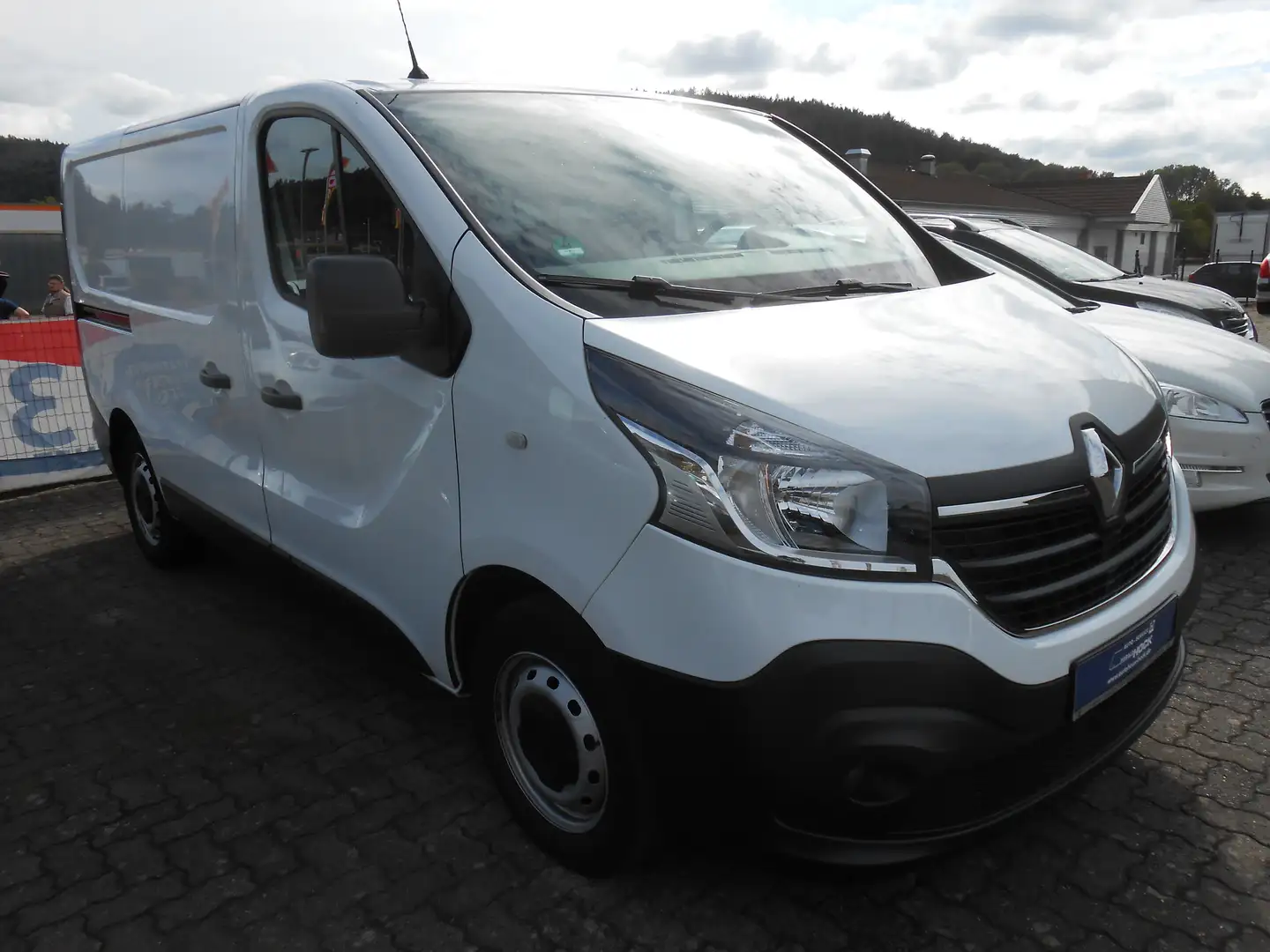 Renault Trafic ENERGY dCi 120 L1H1 3.0t Komfort Weiß - 2