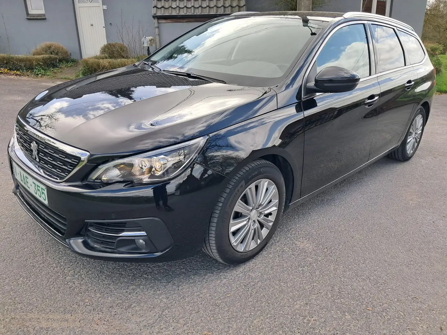 Peugeot 308 SW 1.5 BlueHDi Allure Pack S Negro - 1