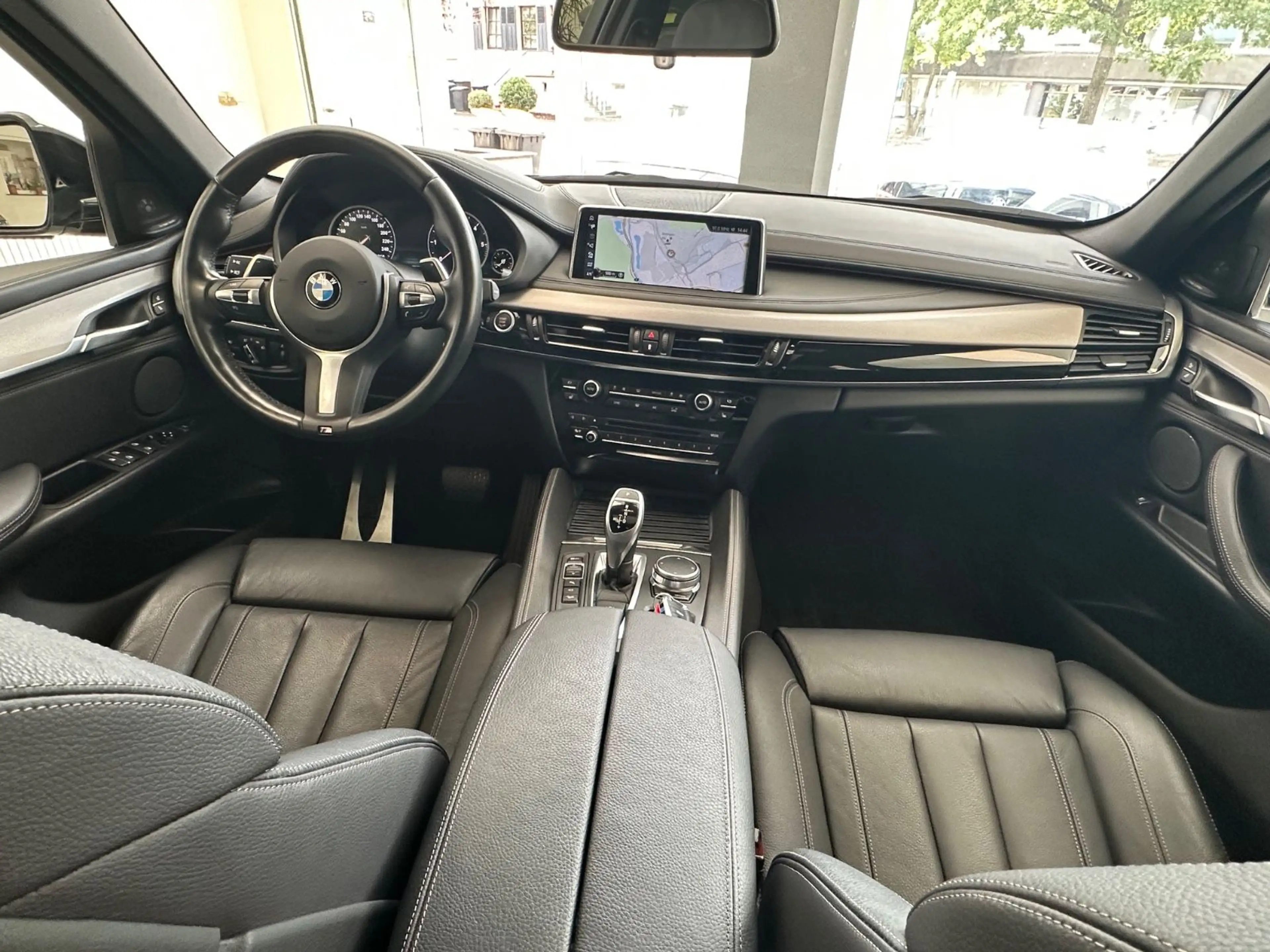 BMW X6 xDrive 30d M Sport Paket, Leder, Schiebedach — photo 9